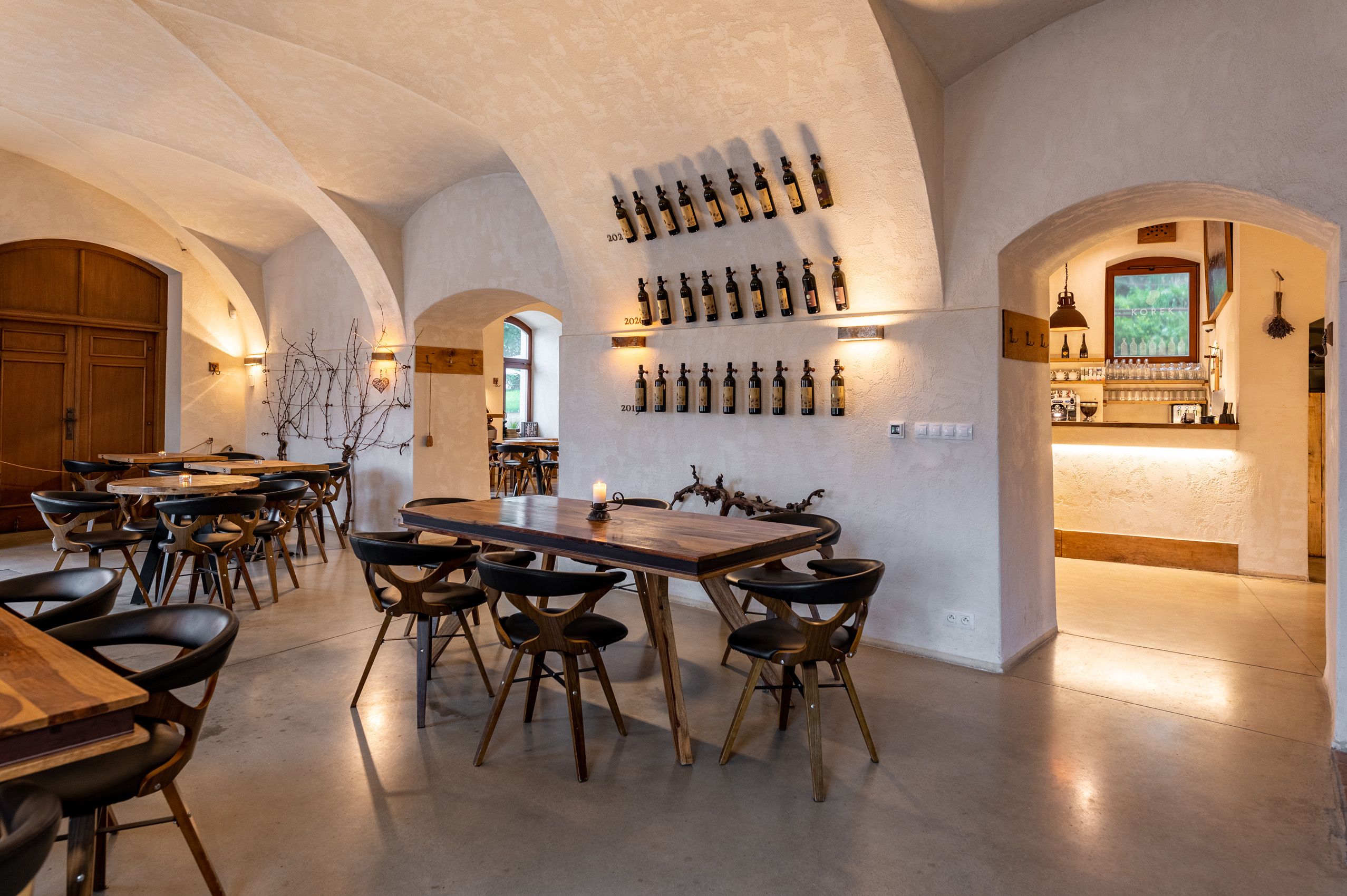 KOREK vinný bar & restaurace